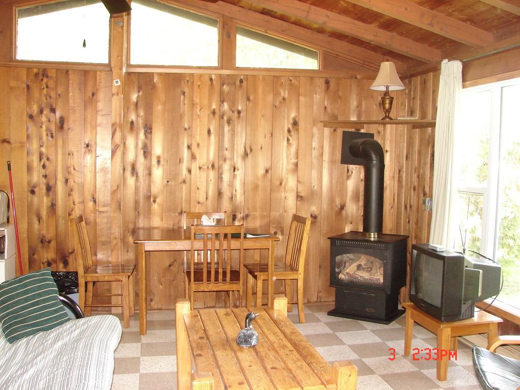 Sunnylea Resort Port Severn Номер фото